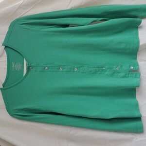 Womans LLBEAN button front long sleeve 100% supima cotton  knit shirt in green